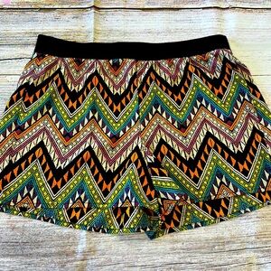 2B Bebe • Tribal Boho Short Shorts • Sz S • NWT!